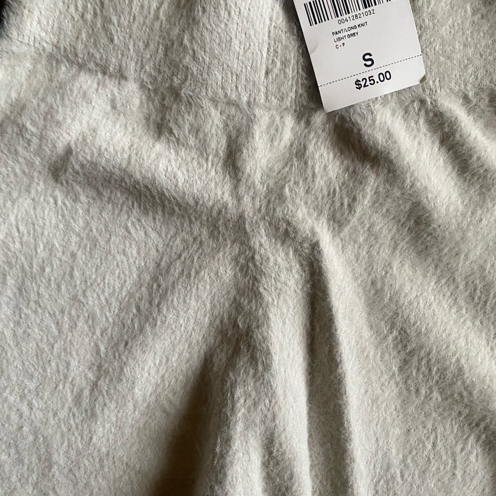 Light Grey Knit Set - Picture 5 of 5
